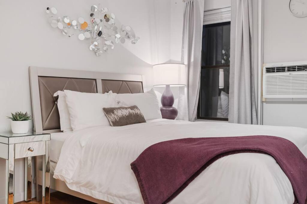 Haven In Times Square & Nearby Restaurants Nova York